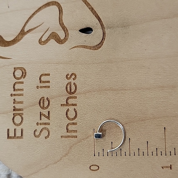 🔥LAST PAIR🔥 Tiny Wraparound Huggies - Picture 5 of 6